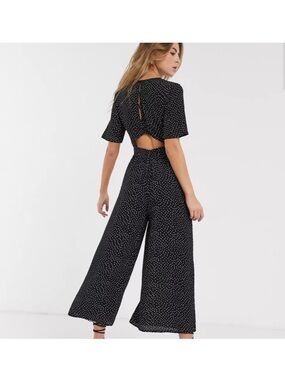 ASOS DESIGNPolka Dot  tea jumpsuit with button back detail Women’s 8